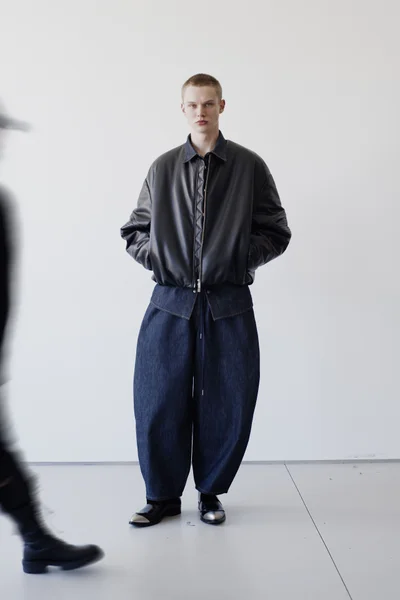 Look 15